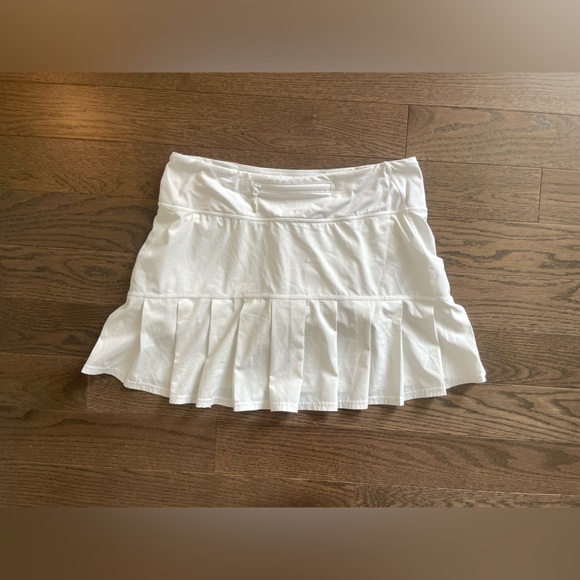 Lululemon Skirt - Picture 2 of 7